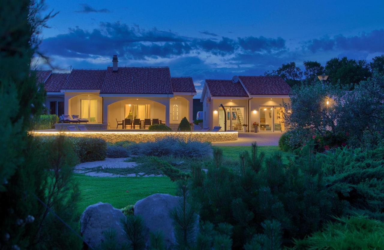 Villa Gardena Vrh  Exterior foto